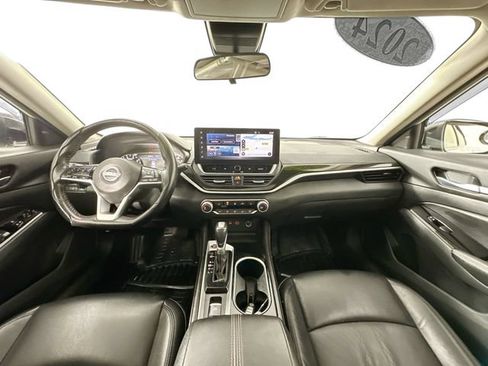 Used 2024 Nissan Altima 2.5 SR w/ SR Premium Package AWD/4WD image 3