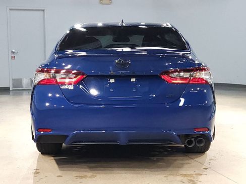 Used 2024 Toyota Camry SE w/ Convenience Package image 6