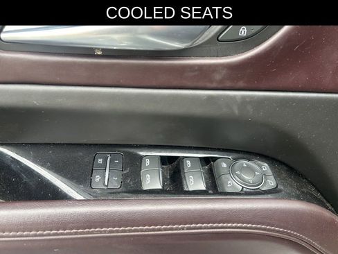 Used 2021 Cadillac Escalade ESV Sport Platinum AWD/4WD image 9