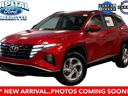 Used 2022 Hyundai Tucson SEL AWD/4WD image 2