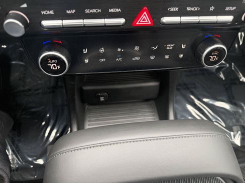 Used 2026 Hyundai Palisade Calligraphy AWD/4WD image 15