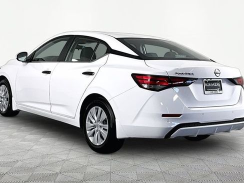 Used 2025 Nissan Sentra S FWD image 4