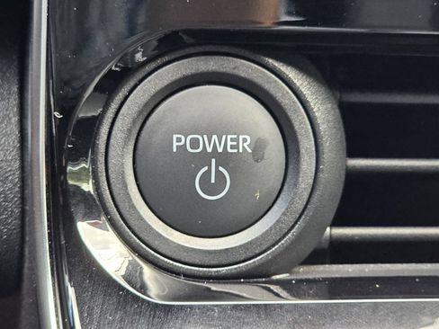 Used 2023 Subaru Solterra AWD image 19
