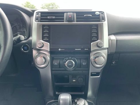 Used 2024 Toyota 4Runner SR5 Premium w/ Moonroof Package AWD/4WD image 17