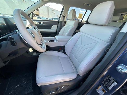 New 2026 Hyundai Santa Fe SEL image 8