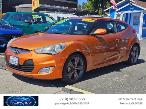 Used 2016 Hyundai Veloster w/ Option Group 02 FWD image 3