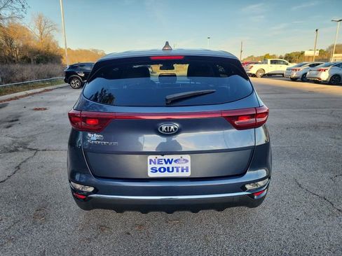 Used 2020 Kia Sportage LX w/ LX Popular Package image 4