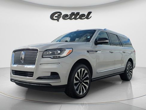 Used 2023 Lincoln Navigator L Reserve AWD/4WD image 1