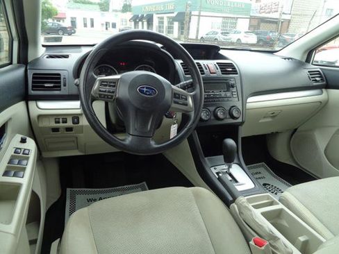 Used 2014 Subaru Crosstrek 2.0i Premium w/ Moonroof Package AWD/4WD image 16