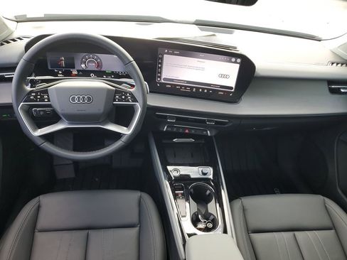 New 2026 Audi Q3 quattro 2.0T AWD/4WD image 3