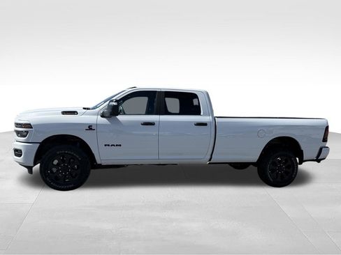 New 2026 RAM 2500 Big Horn AWD/4WD image 3