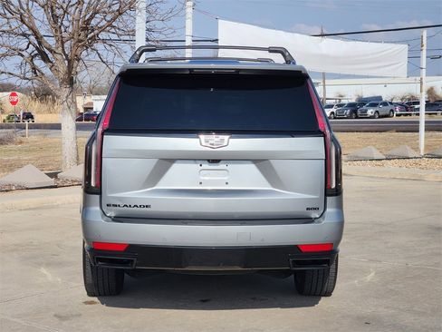 Used 2024 Cadillac Escalade Sport w/ LPO, ONYX Package image 6