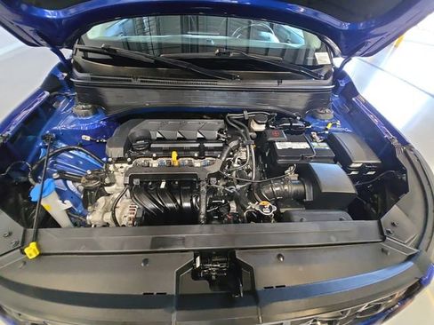 Used 2021 Hyundai Venue SEL FWD image 24