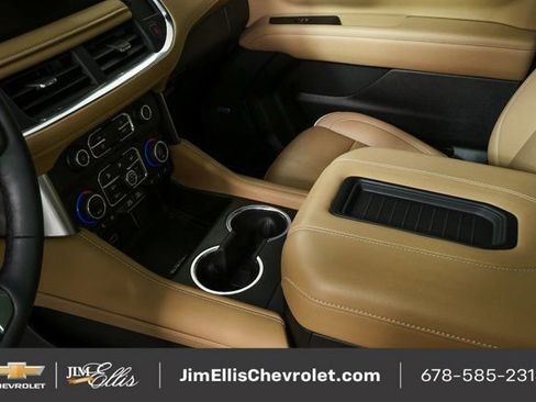 Used 2023 Chevrolet Tahoe Premier image 16