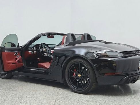 Used 2022 Porsche 718 Boxster GTS image 19