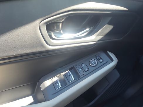 Used 2023 Honda Accord EX image 28