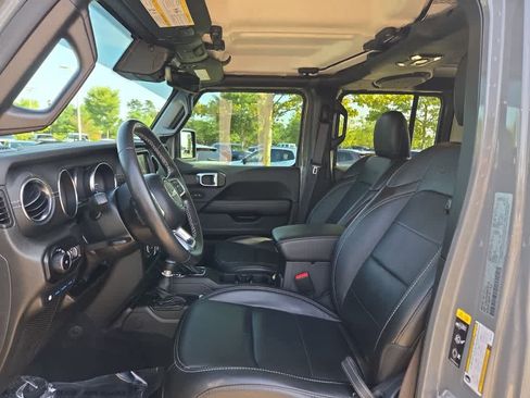 Used 2022 Jeep Wrangler Unlimited Sahara w/ Safety Group image 25