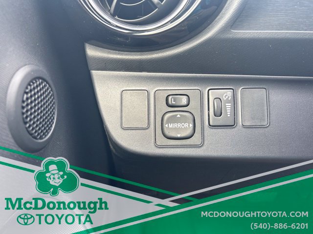 Used 2016 Toyota Prius C Three FWD image 19