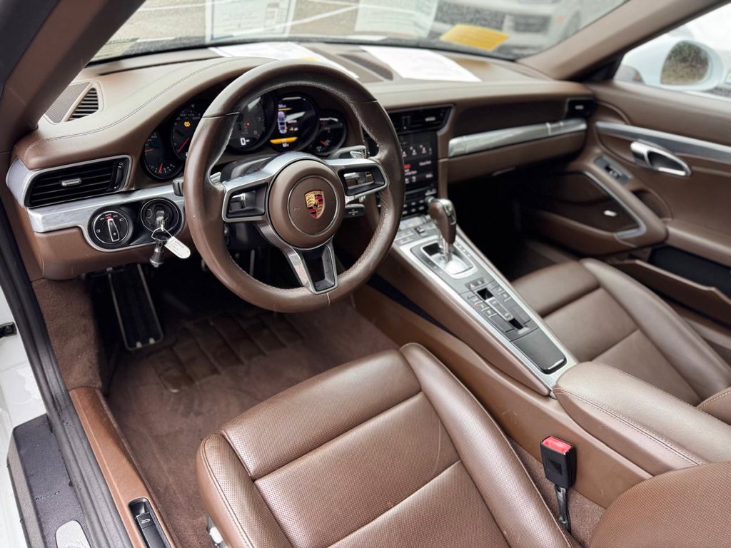 Used 2018 Porsche 911 Targa 4S w/ Sportdesign Package AWD/4WD image 20