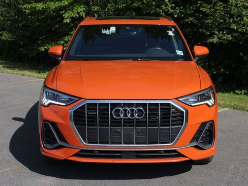 Used 2025 Audi Q3 2.0T Premium AWD/4WD image 2