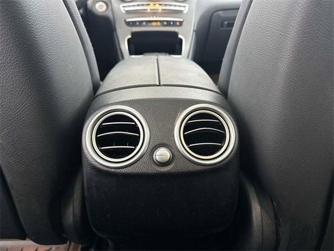 Used 2022 Mercedes-Benz GLC 300 4MATIC image 14