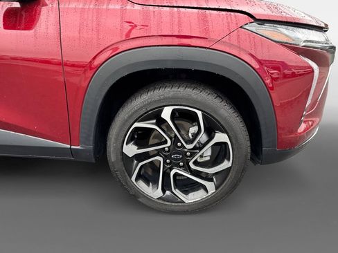 Used 2024 Chevrolet Trax RS w/ Driver Confidence Package FWD image 16