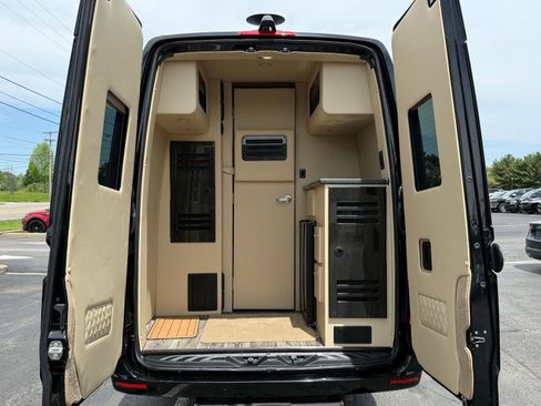 Used 2020 Mercedes-Benz Sprinter 3500 image 65