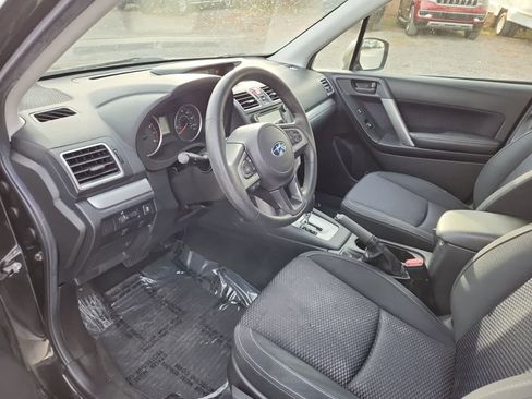 Used 2017 Subaru Forester 2.5i w/ Alloy Wheel Package image 13