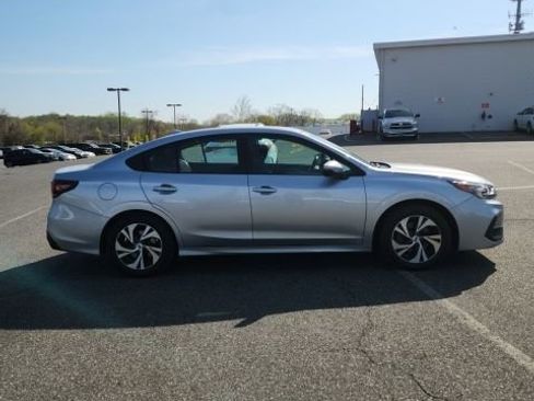 Used 2023 Subaru Legacy Premium image 8