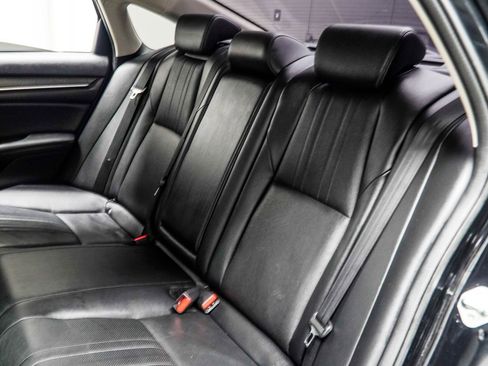 Used 2021 Honda Accord Touring image 41