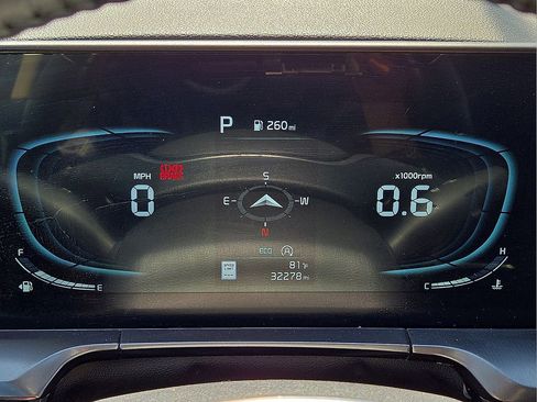 Used 2025 Kia Telluride S image 26