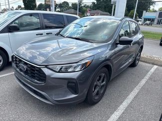Used 2023 Ford Escape ST-Line w/ Tech Pack #1 FWD video 1