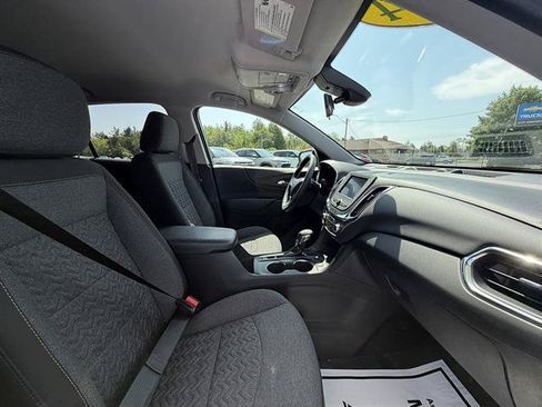 Used 2024 Chevrolet Equinox LT AWD/4WD image 16