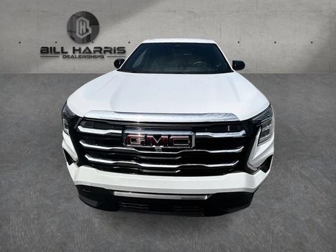 Used 2025 GMC Terrain Elevation AWD/4WD image 2