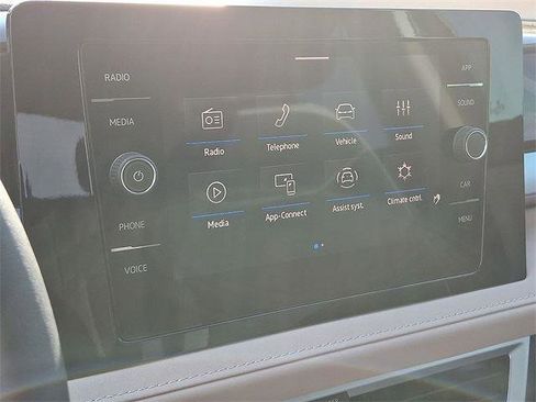 New 2025 Volkswagen Taos SE image 14