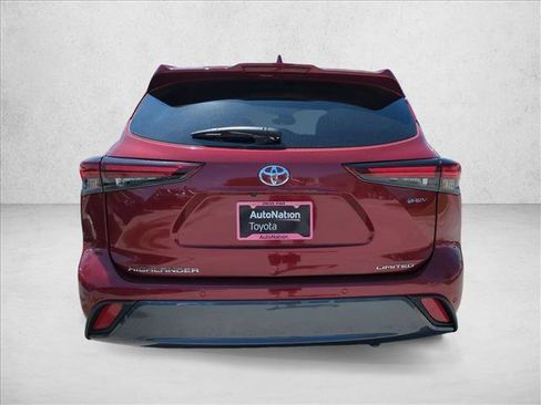 New 2026 Toyota Highlander Limited AWD/4WD image 8