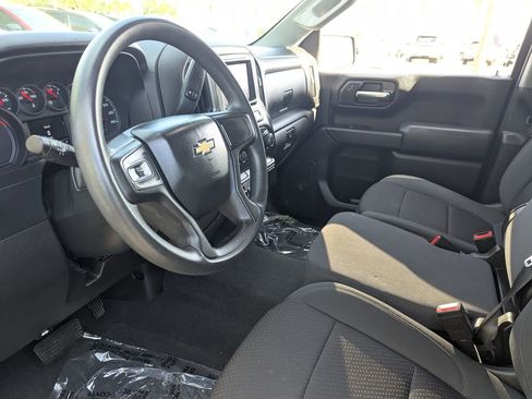 Used 2020 Chevrolet Silverado 1500 Custom w/ Custom Value Package RWD image 17