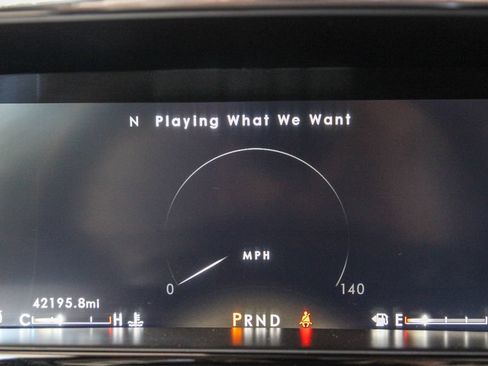 Used 2019 Lincoln Navigator Select w/ Technology Package RWD image 24
