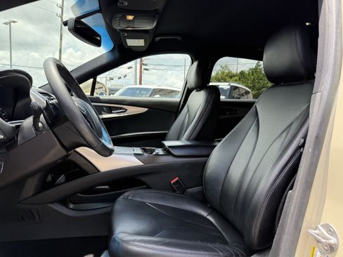 Used 2016 Lincoln MKX Premiere FWD image 13