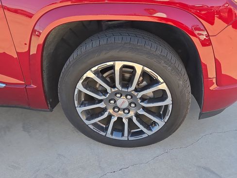 Used 2020 GMC Acadia Denali w/ Denali Ultimate Package image 7