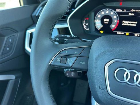 New 2025 Audi Q3 2.0T Premium image 31