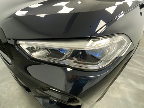 Used 2019 BMW X5 xDrive50i w/ M Sport Package AWD/4WD image 11