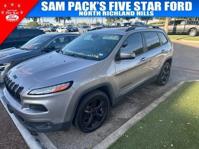 Used 2018 Jeep Cherokee Latitude w/ Altitude Package