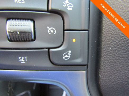 Used 2023 Chevrolet Suburban Premier w/ Texas Edition AWD/4WD image 20