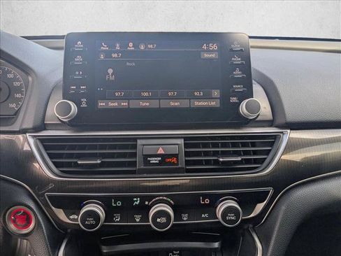 Used 2018 Honda Accord Sport image 14