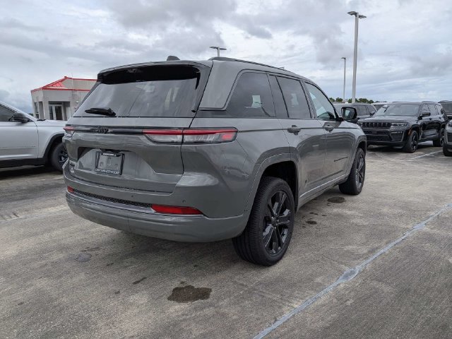 New 2027 Jeep Grand Cherokee Limited AWD/4WD image 4