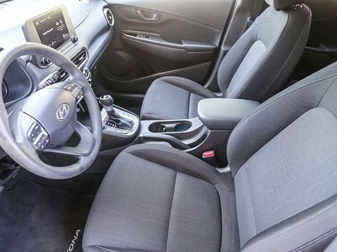 Certified 2022 Hyundai Kona SEL w/ Cargo Package AWD/4WD image 19