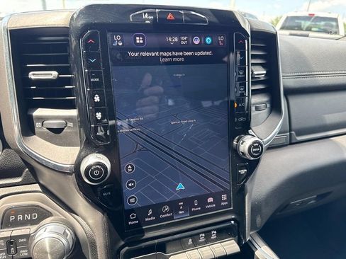 Used 2025 RAM 1500 Laramie AWD/4WD image 20
