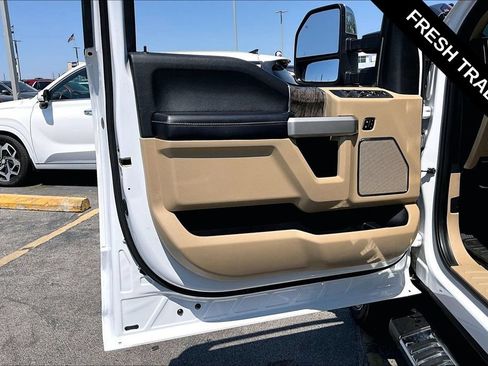 Used 2017 Ford F350 Lariat w/ Lariat Ultimate Package AWD/4WD image 21