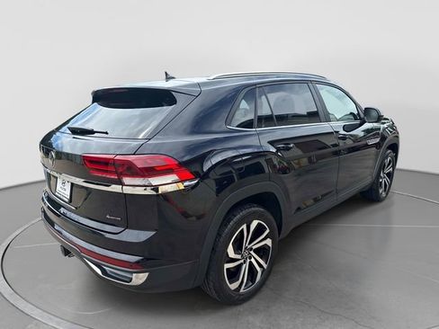 Used 2023 Volkswagen Atlas Cross Sport SE AWD/4WD image 4